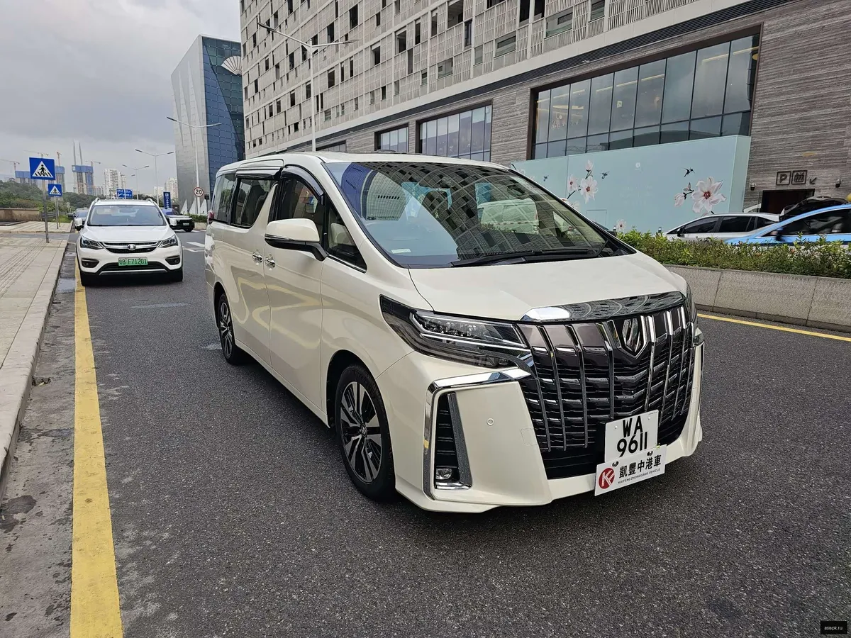 Toyota Alphard 2