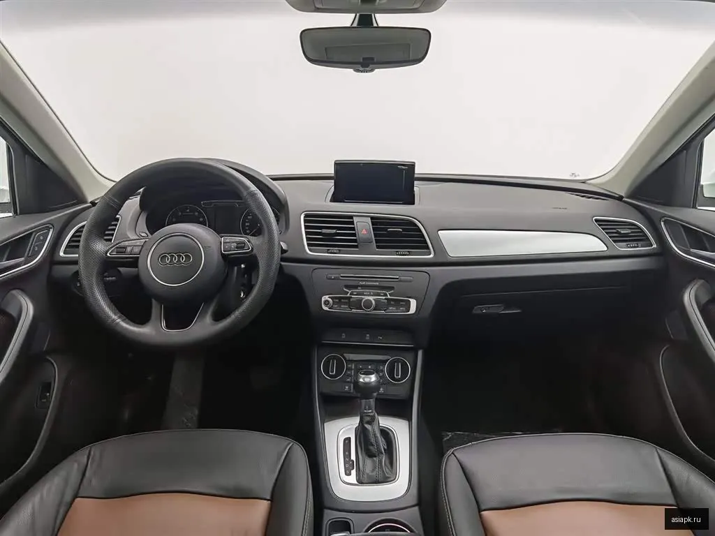 Audi Q3 5