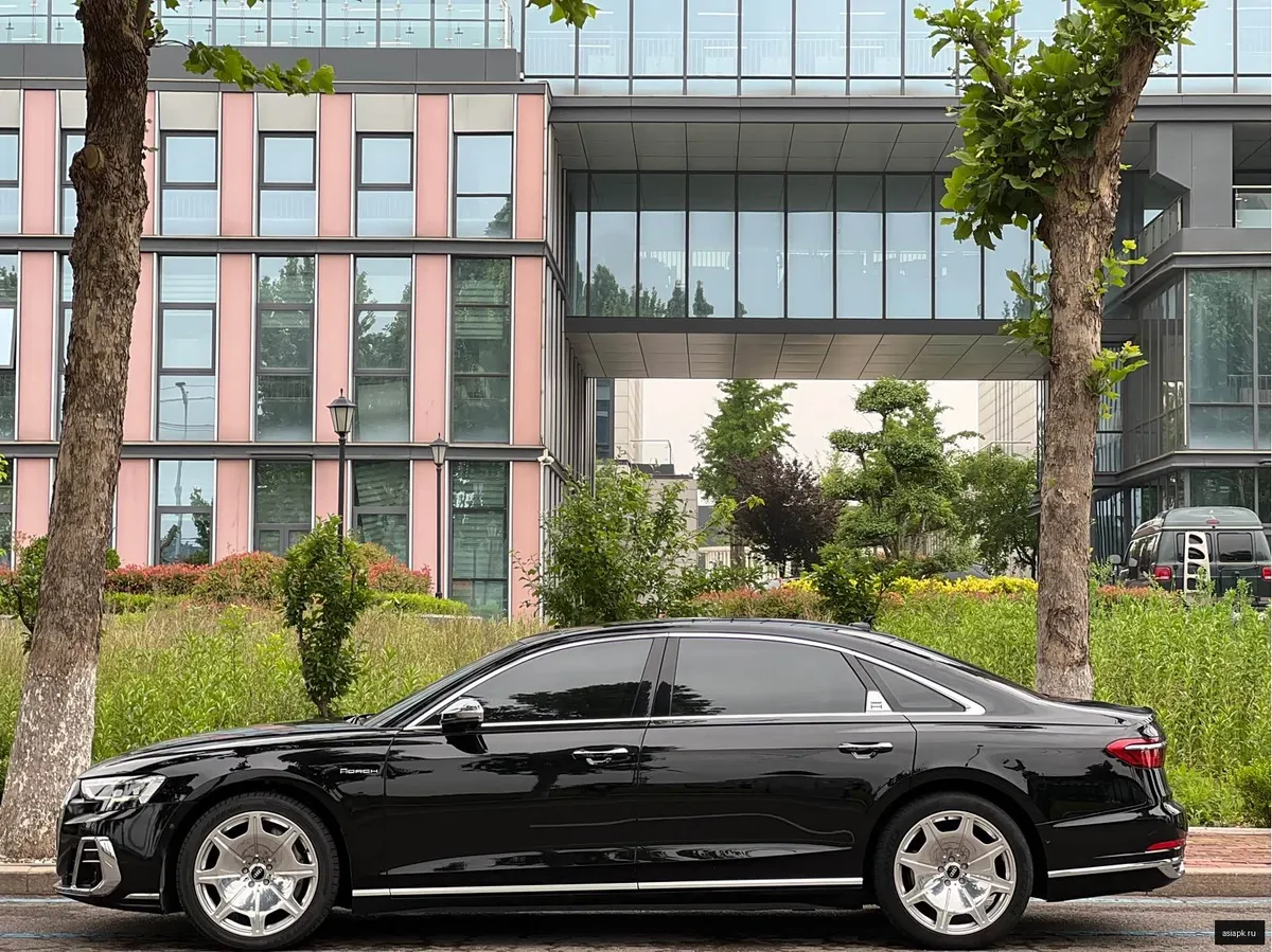 Audi A8 3