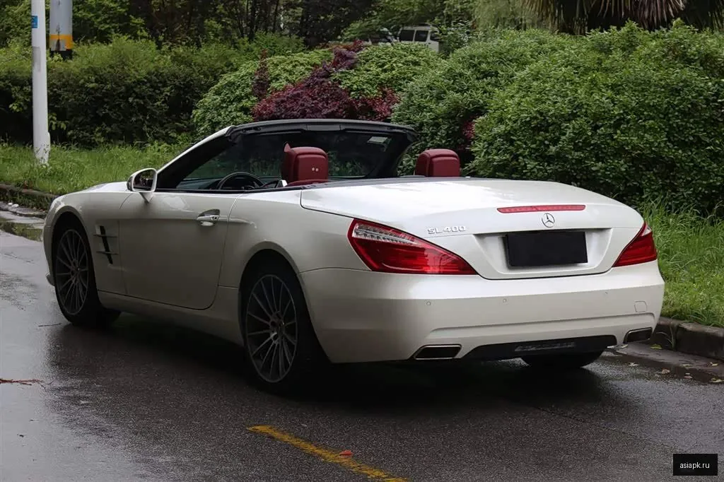 Mercedes-Benz SL-Class 5