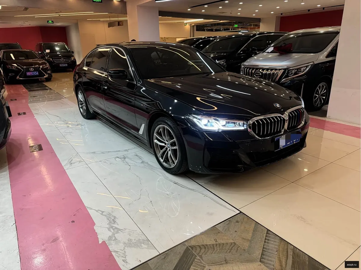 BMW 5-Series 3