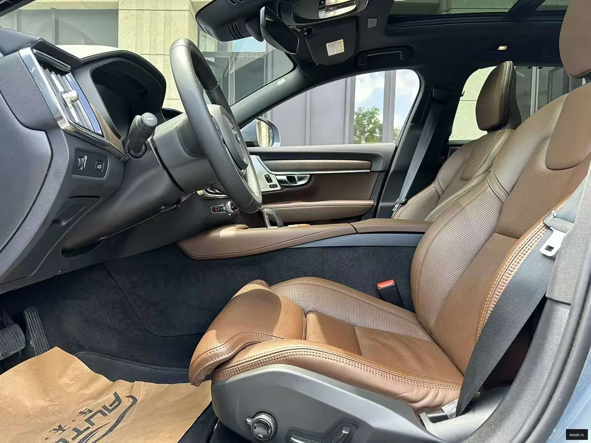 Volvo V90 6