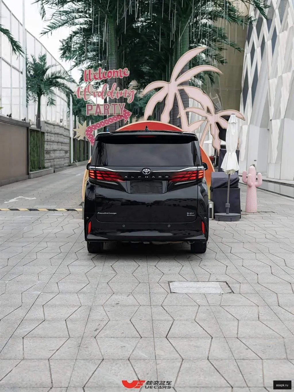 Toyota Alphard 5