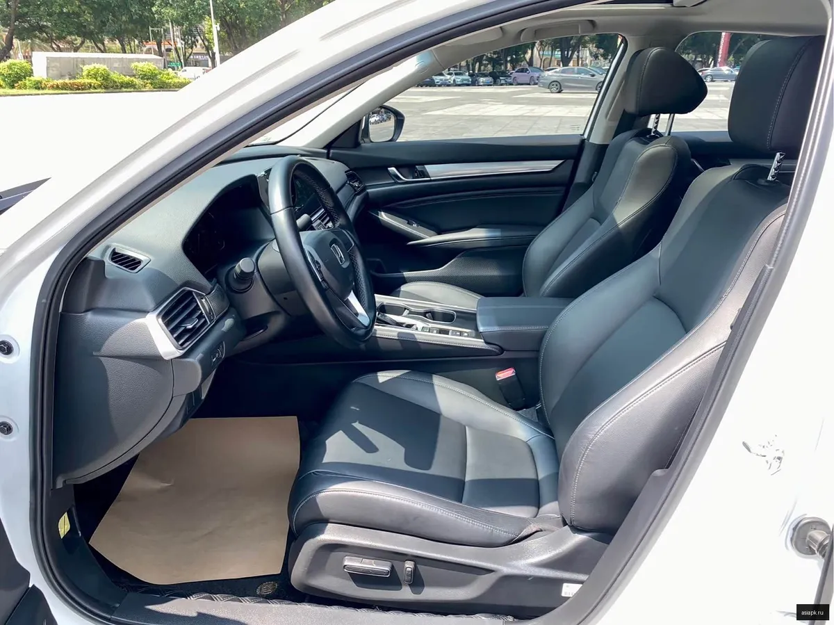 Honda Accord 4
