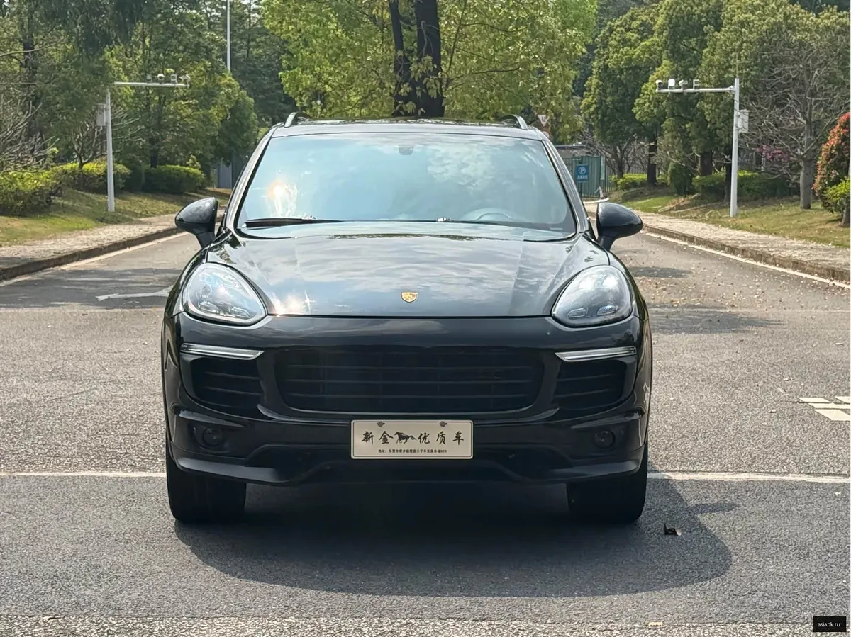 Porsche Cayenne 2