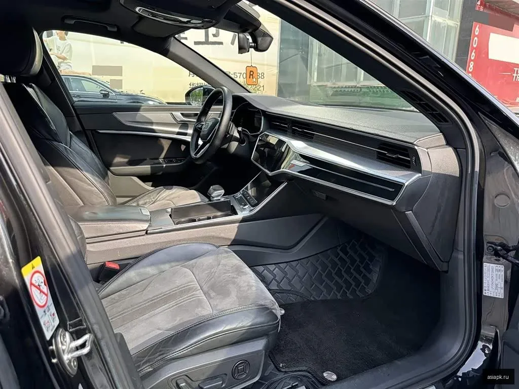 Audi A6 4