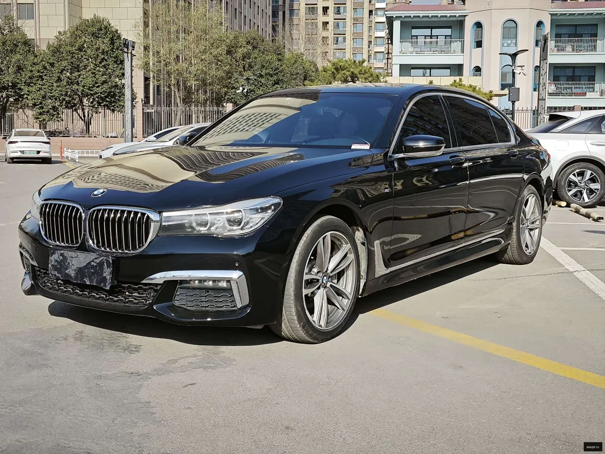 BMW 7-Series