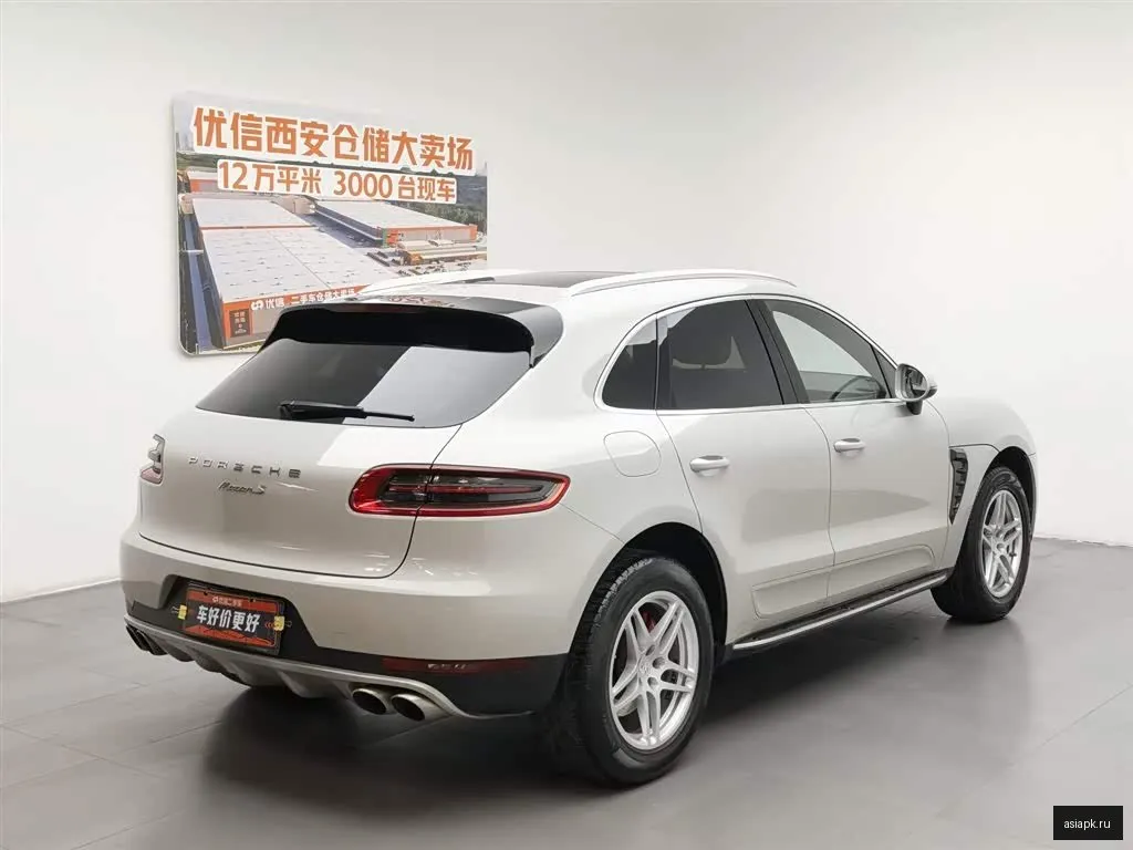 Porsche Macan 2