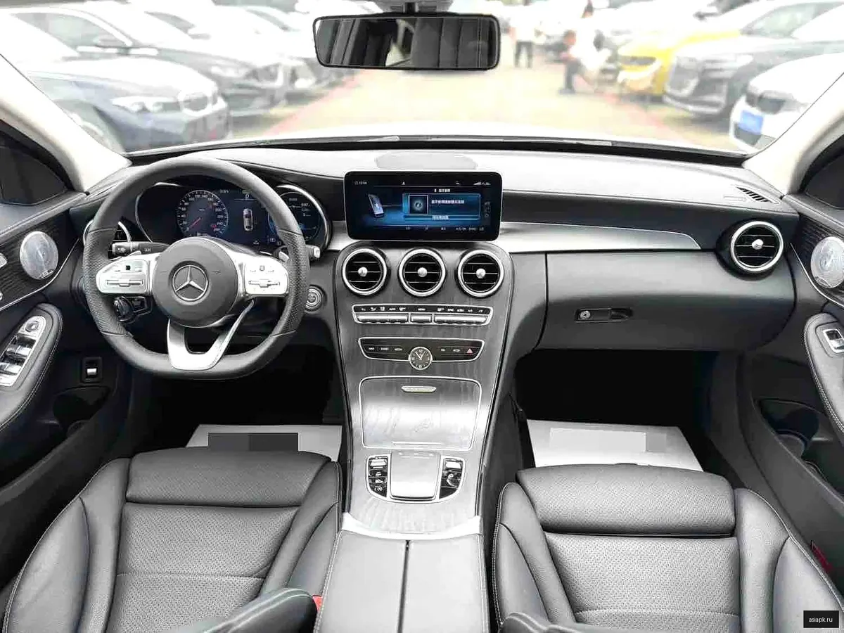 Mercedes-Benz C-Class 5