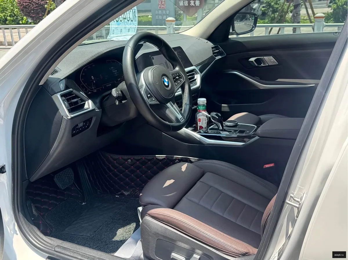 BMW 3-Series 4