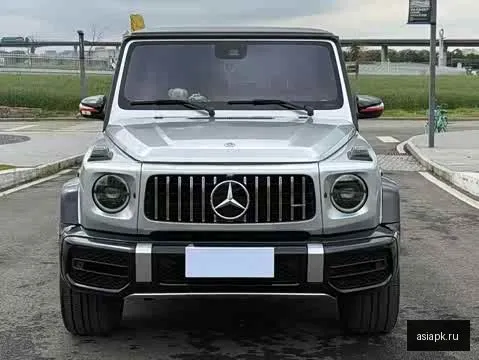 Mercedes-Benz G-Class 4
