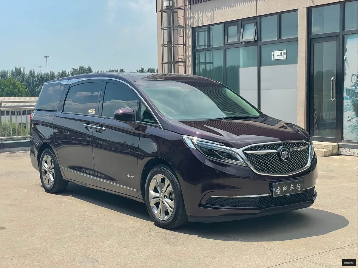 Buick GL8 3