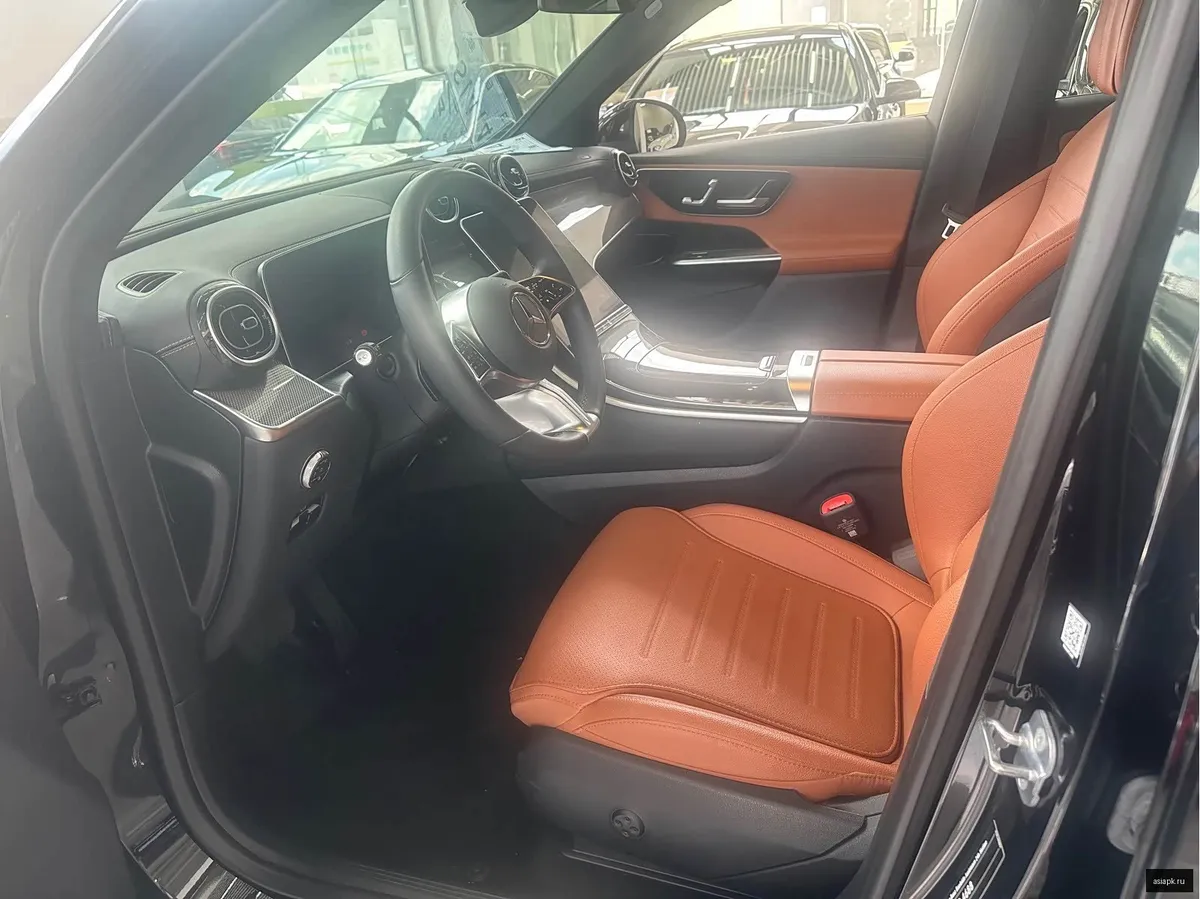 Mercedes-Benz GLC-Class AMG 4