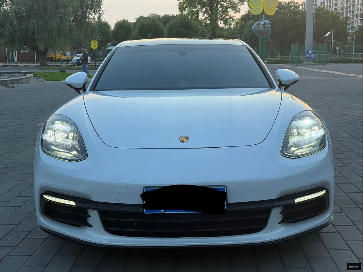 Porsche Panamera 2