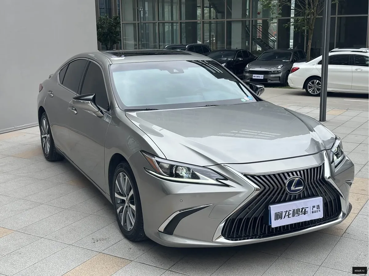 Lexus ES250 4
