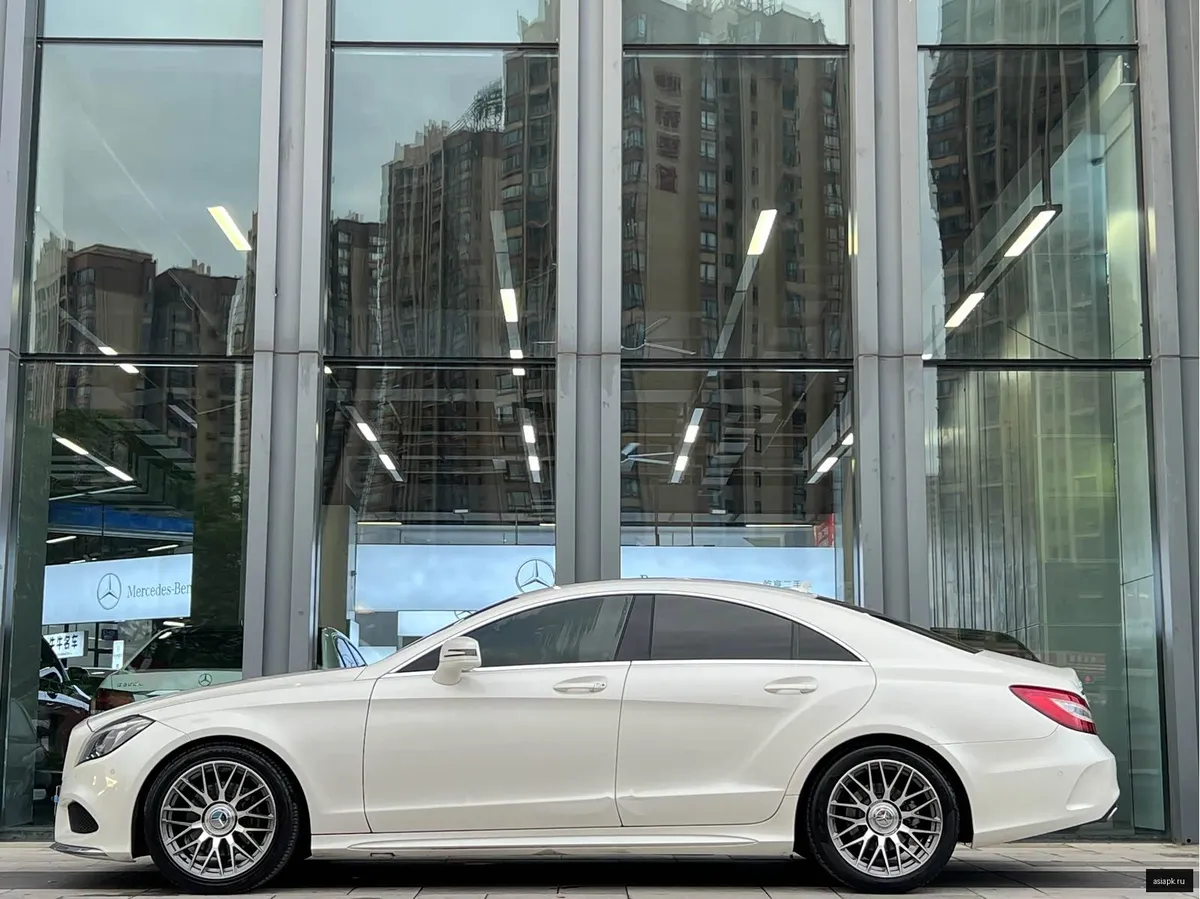Mercedes-Benz CLS-Class 2