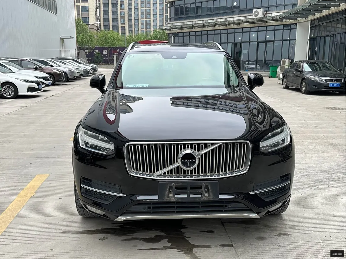 Volvo XC90 2