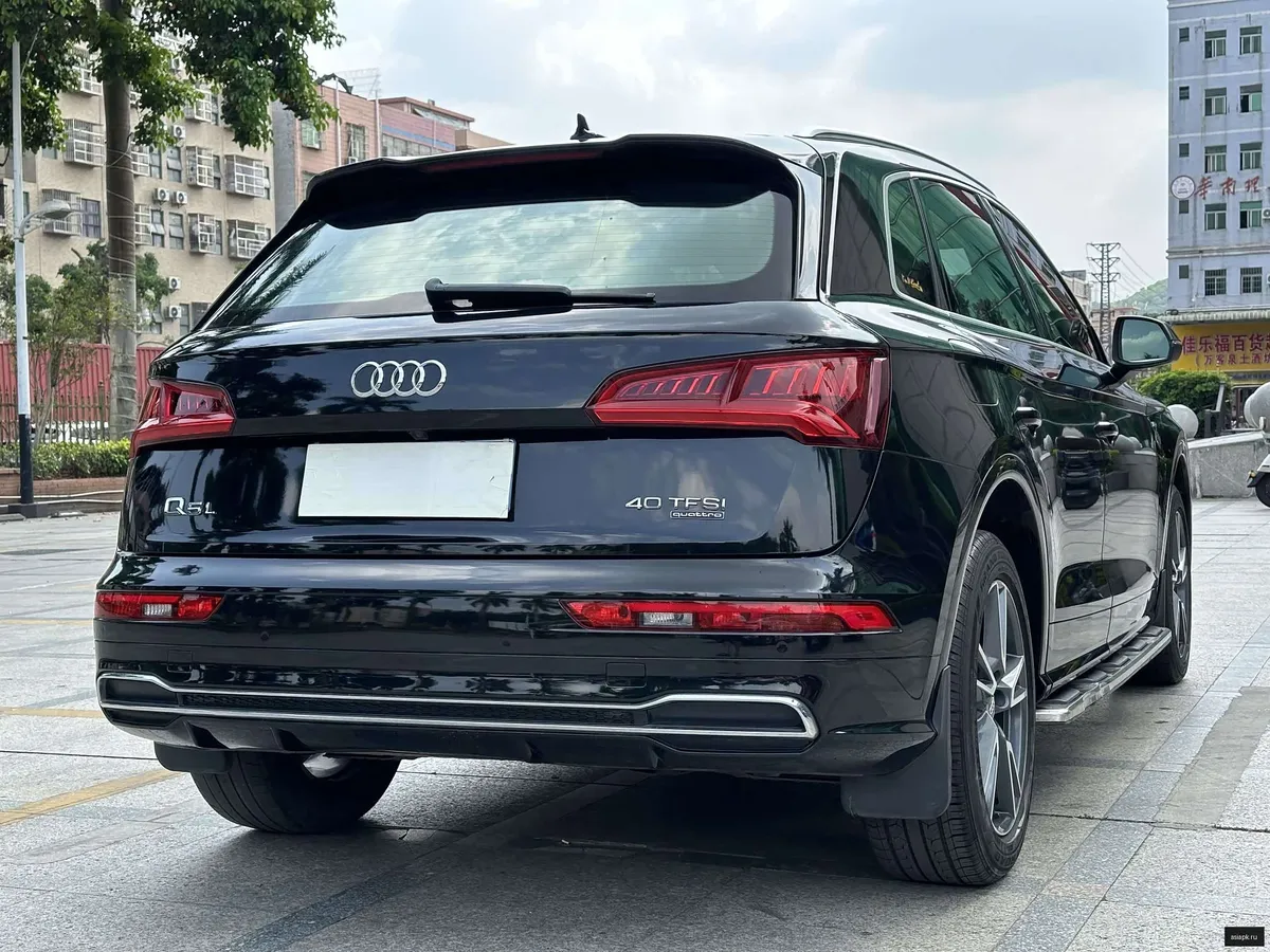 Audi Q5 6