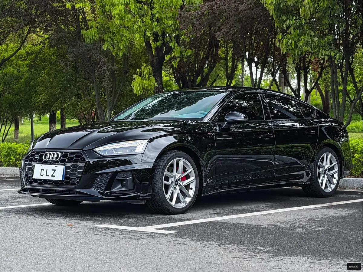 Audi A5 4