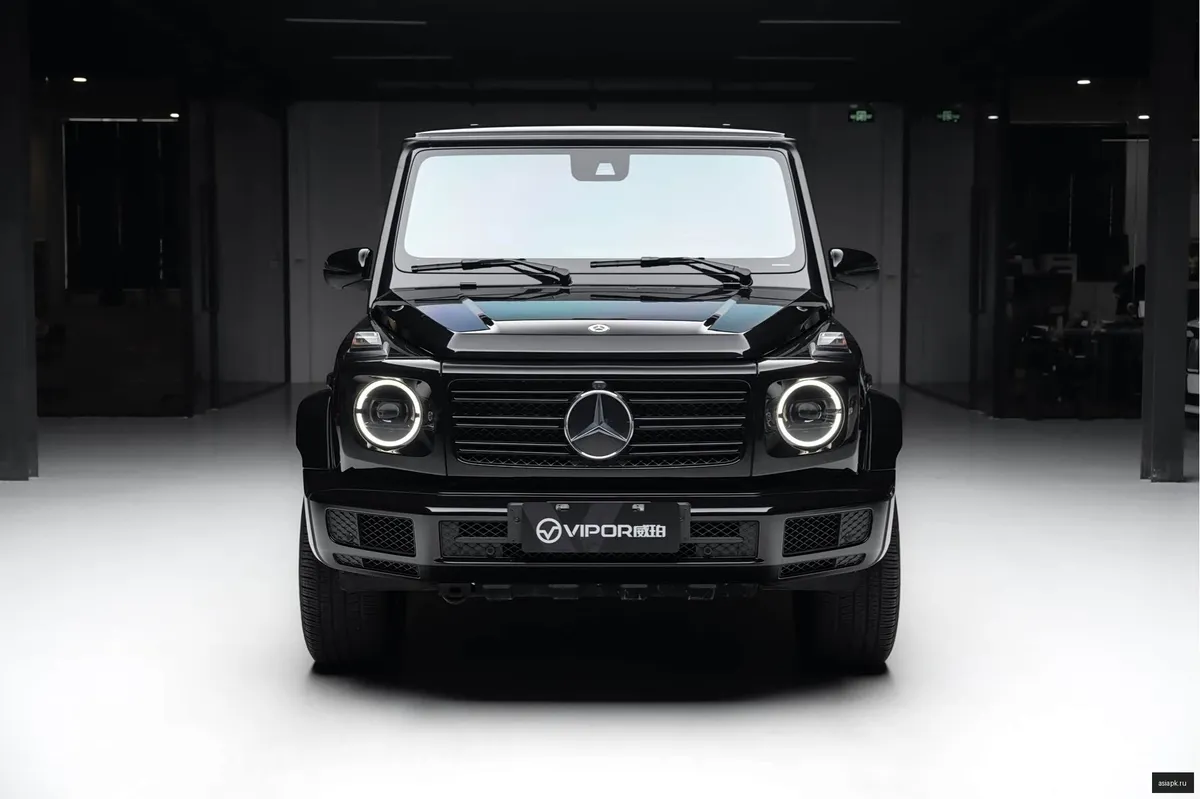 Mercedes-Benz G-Class 2