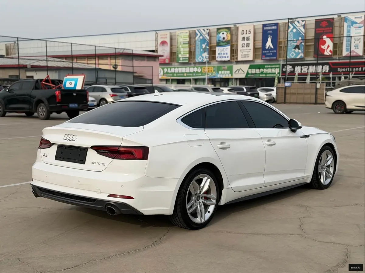 Audi A5 6