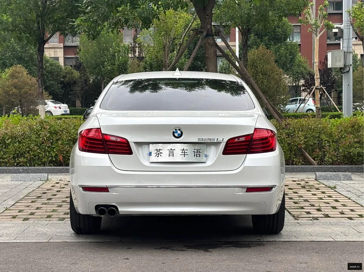 BMW 5-Series 5