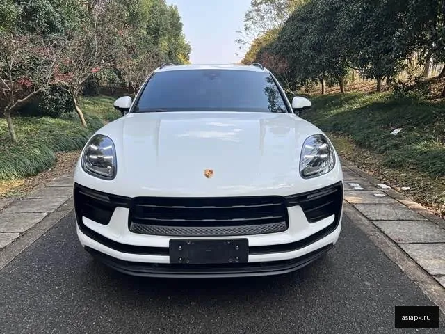 Porsche Macan 2