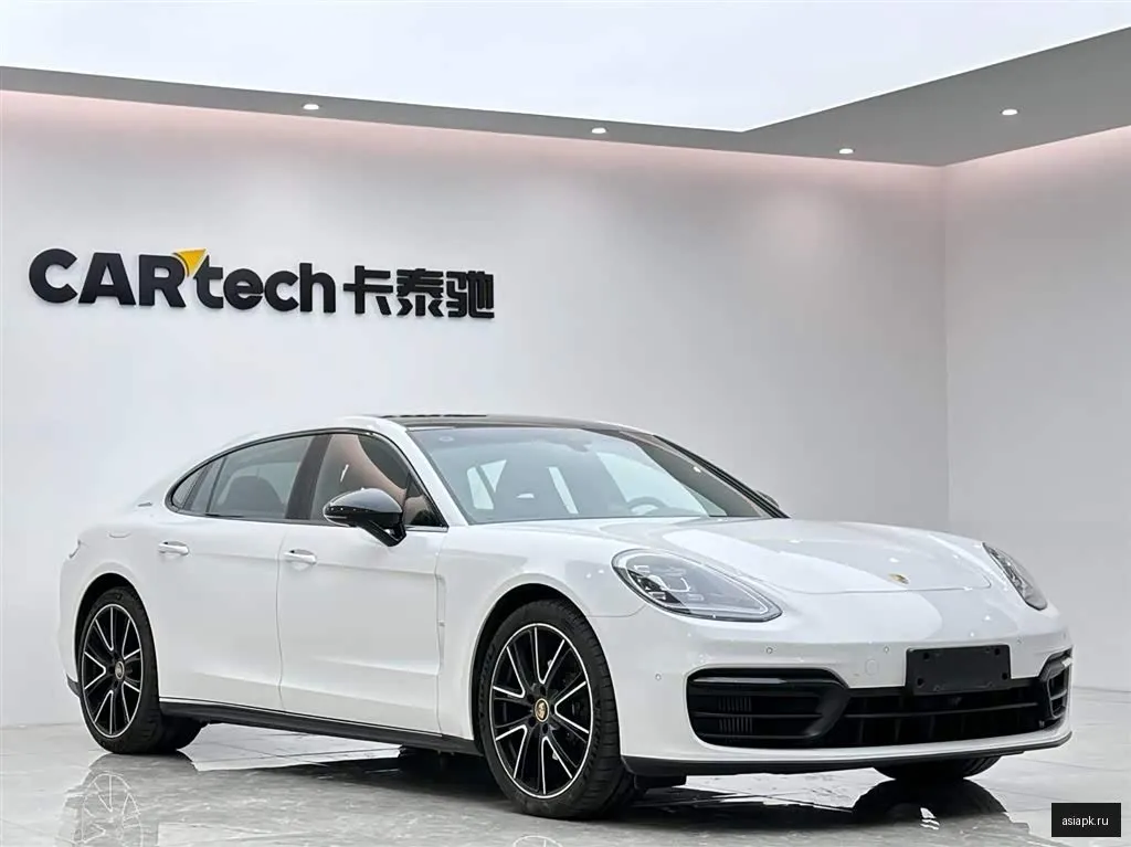 Porsche Panamera 6