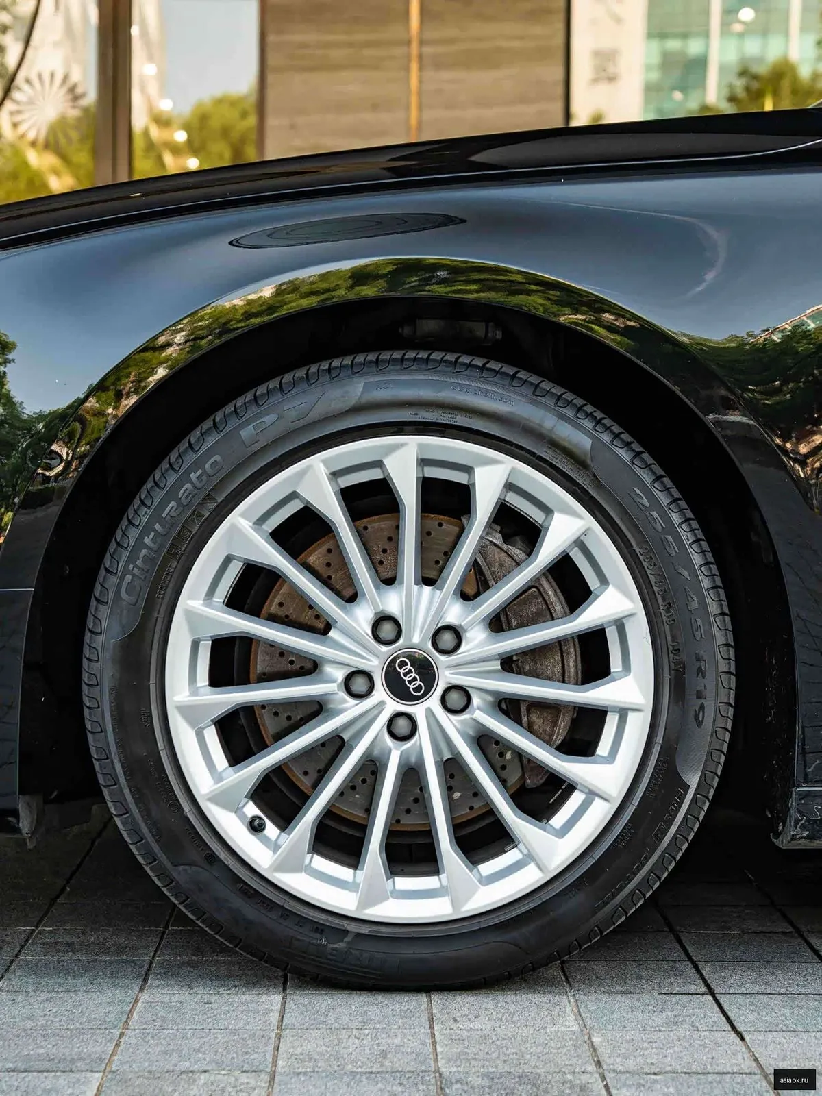 Audi A8 6