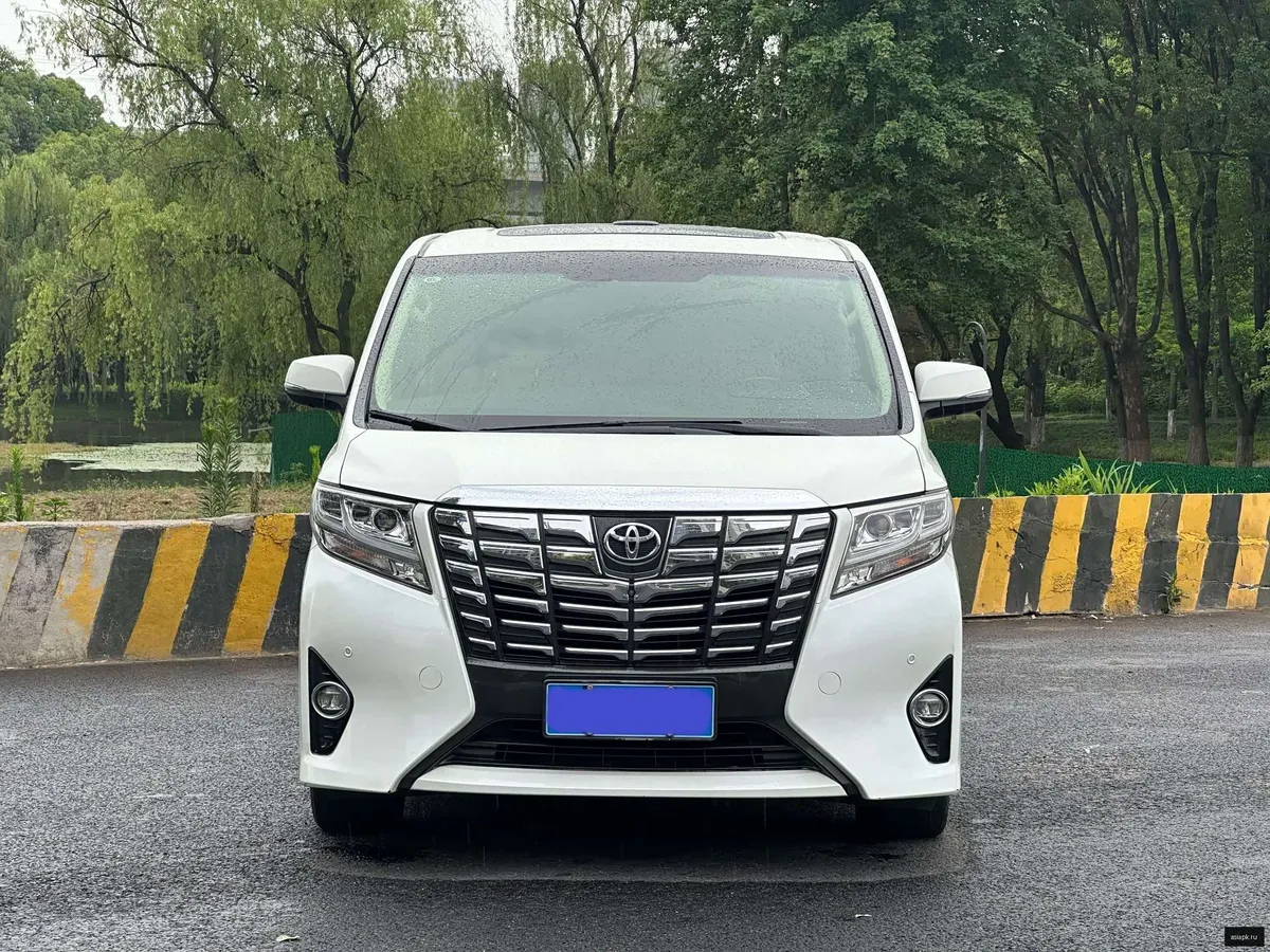 Toyota Alphard 2