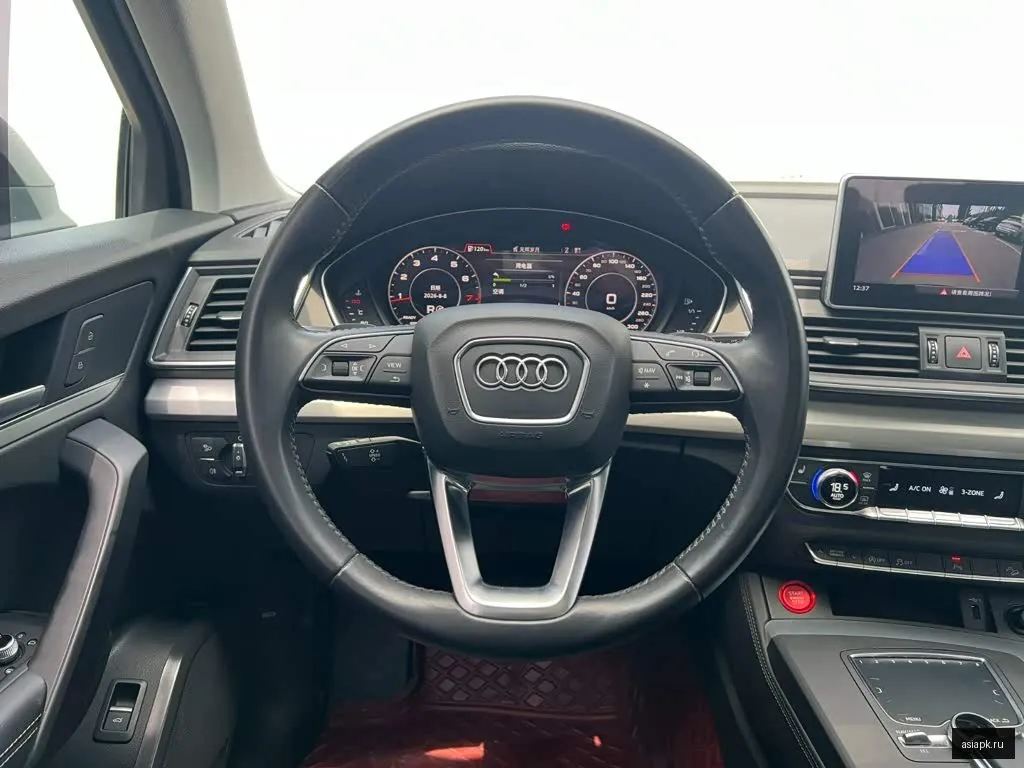 Audi Q5 6