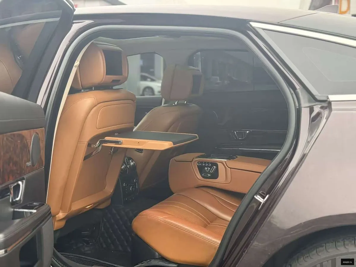 Jaguar XJ 6