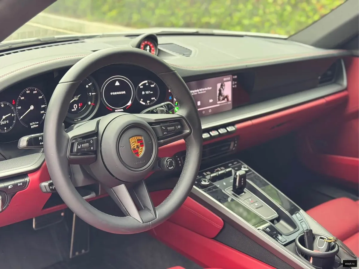 Porsche 911 4