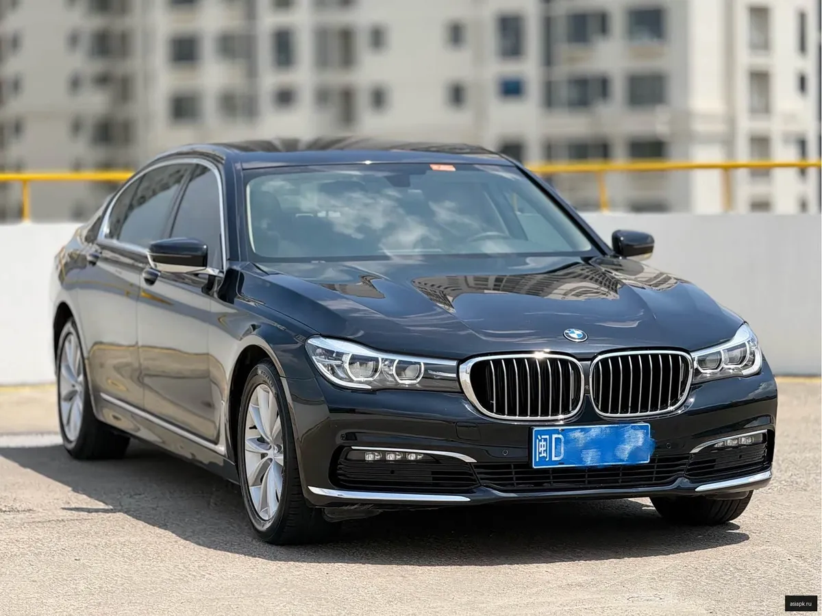 BMW 7-Series 3