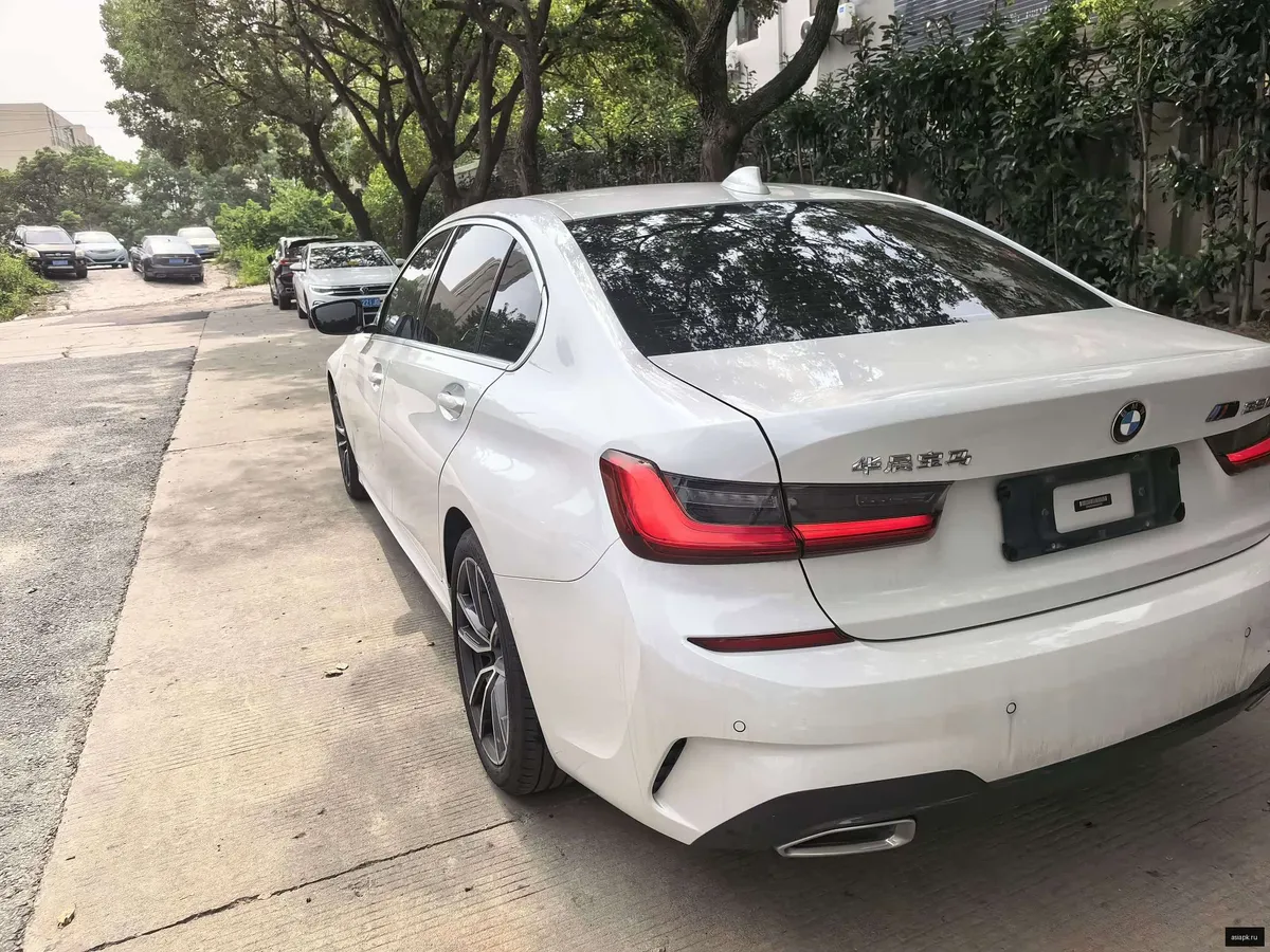 BMW 3-Series 5