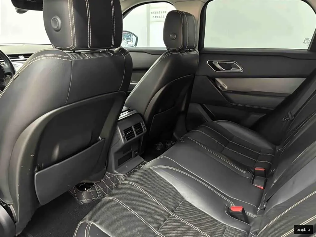 Land Rover Range Rover Velar 6