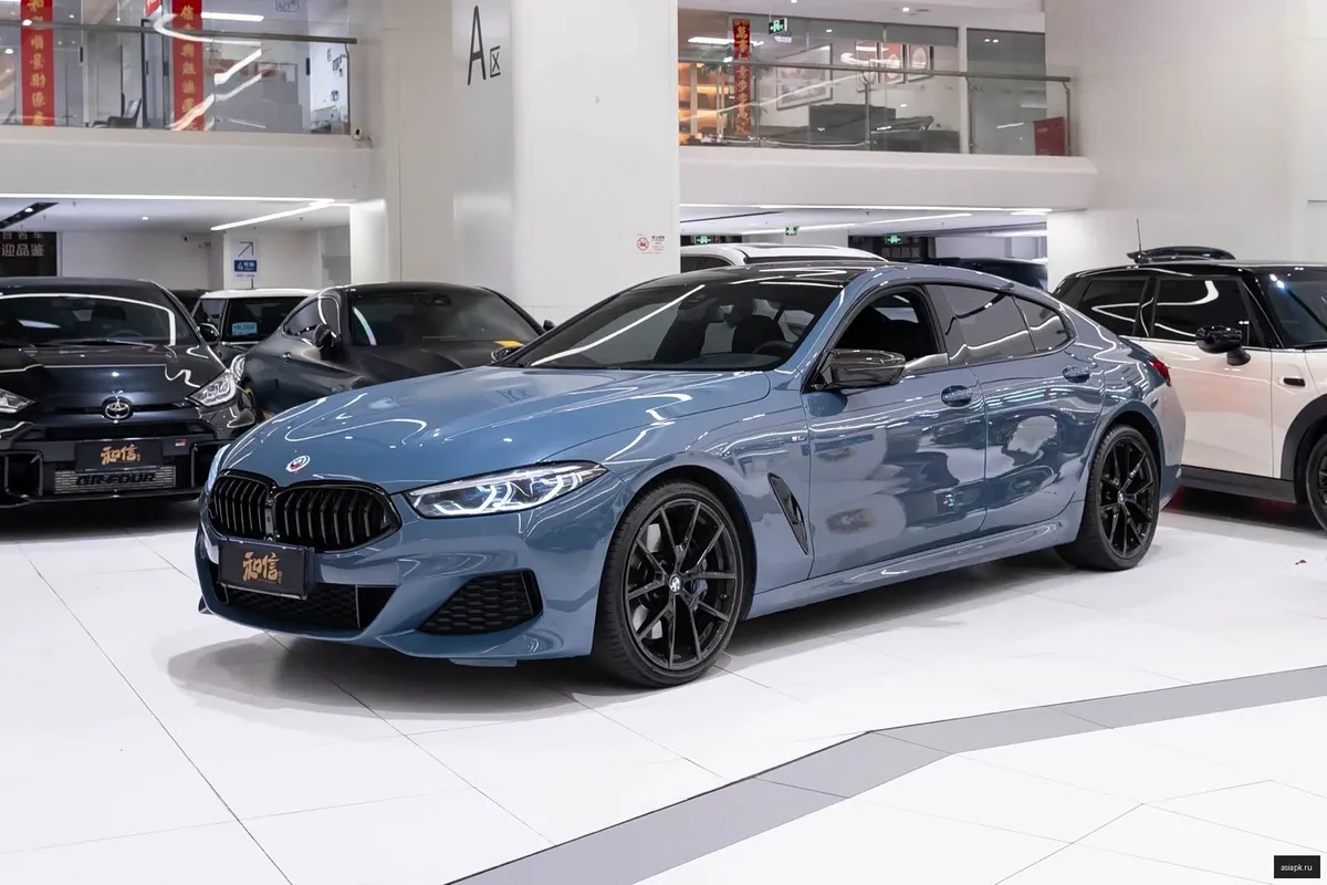 BMW 8-Series
