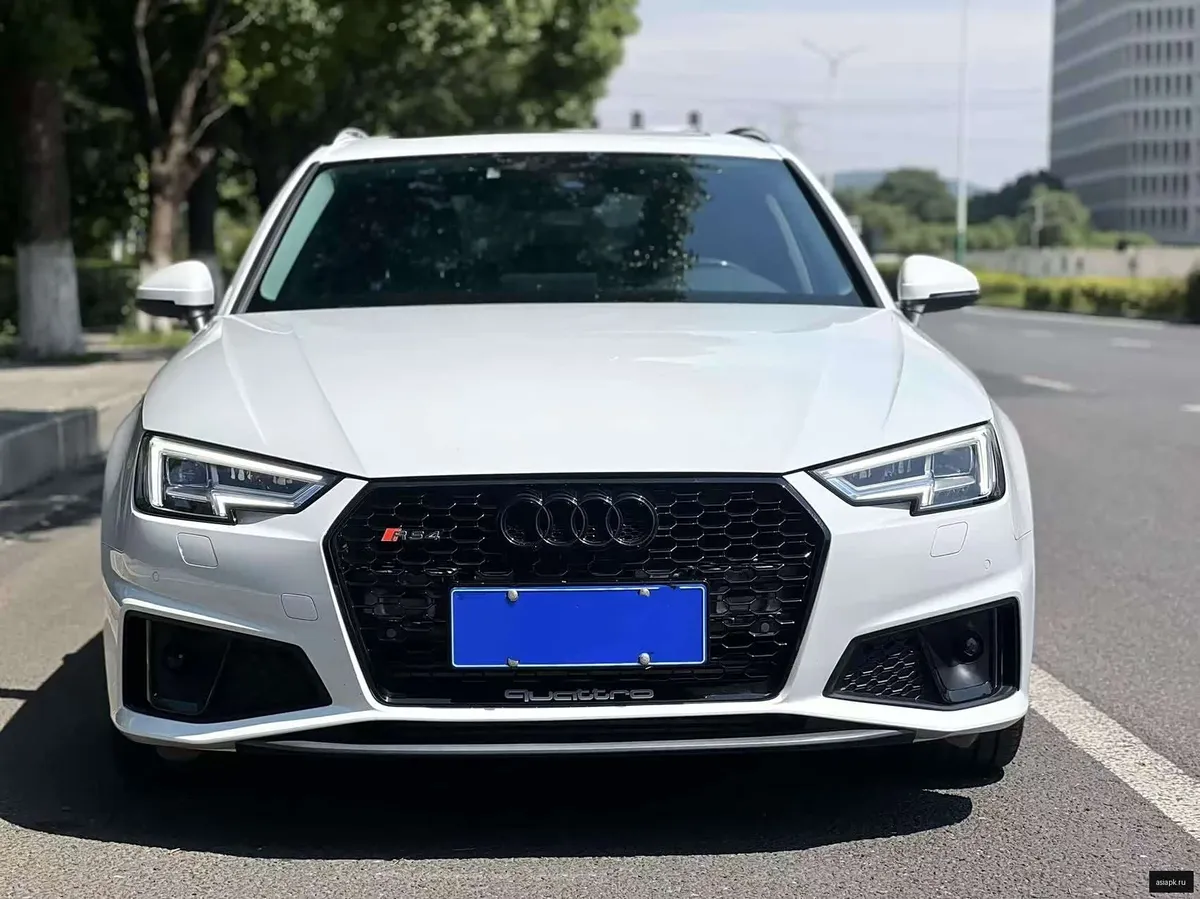 Audi A4 2