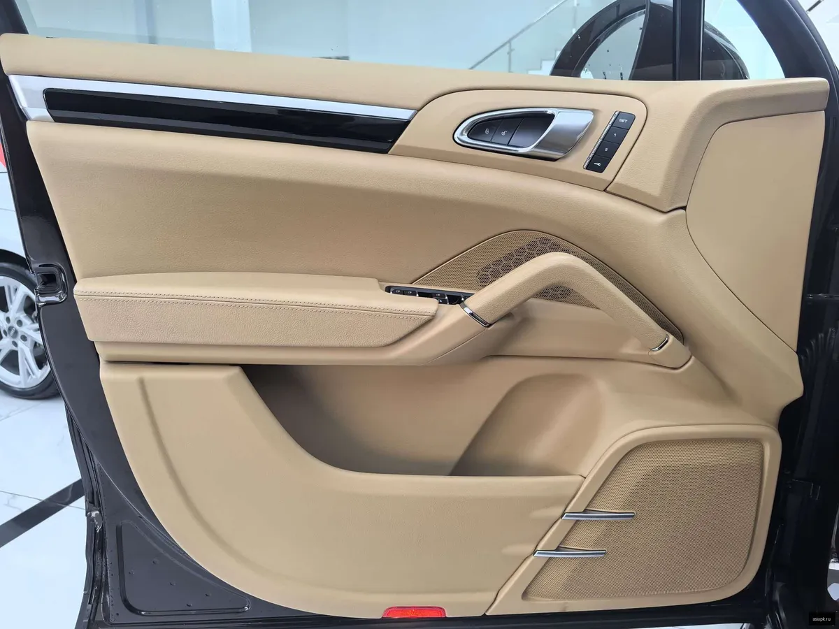 Porsche Cayenne 5