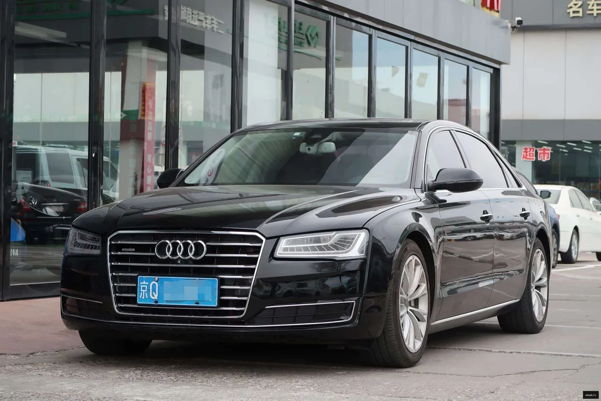 Audi A8