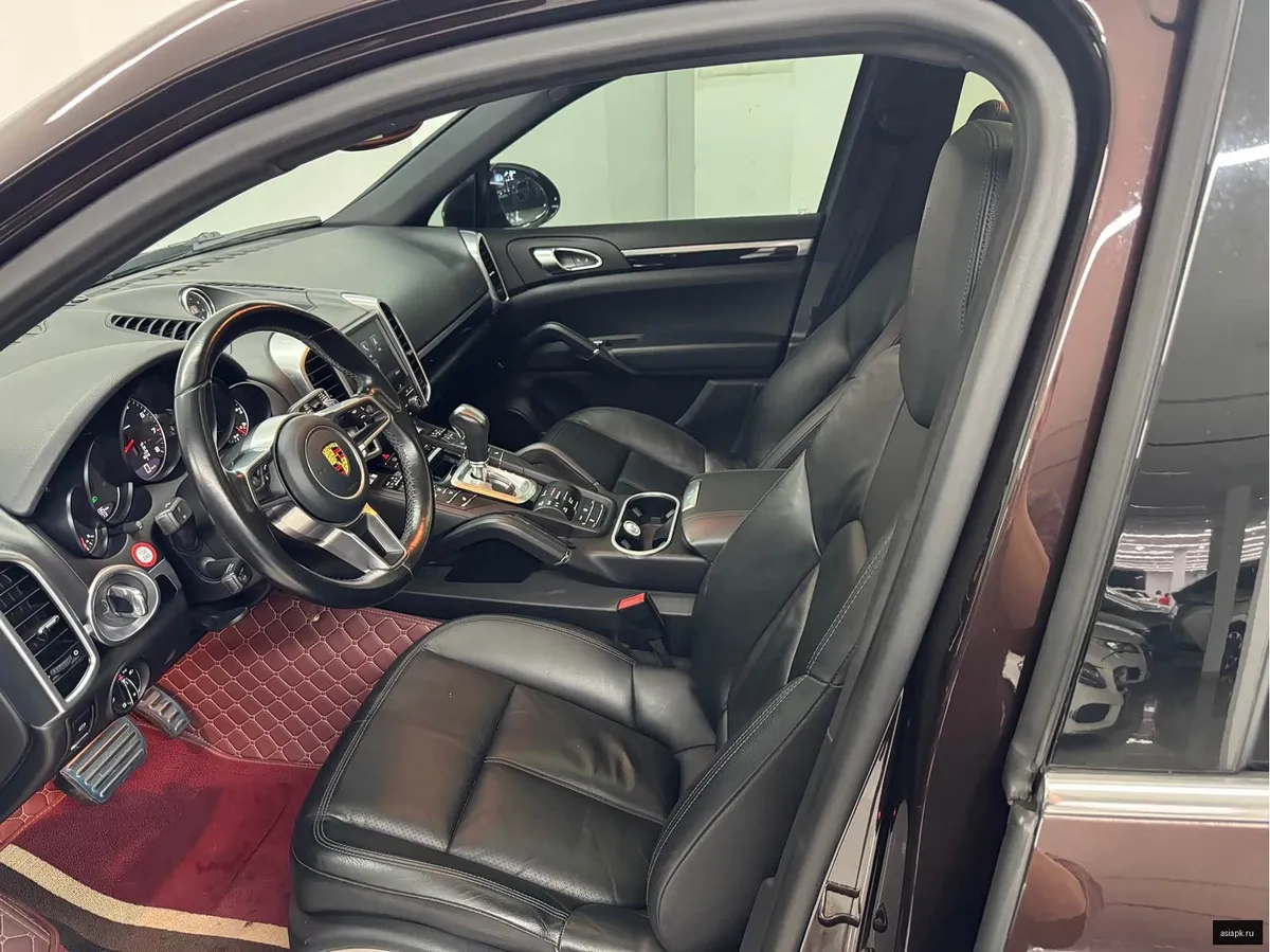 Porsche Cayenne 4