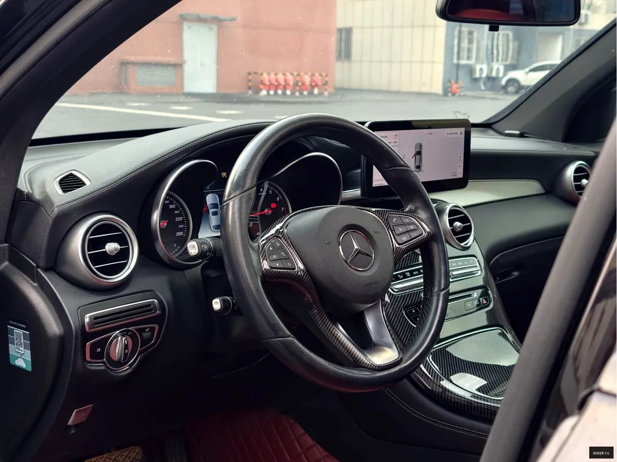 Mercedes-Benz GLC Coupe 5