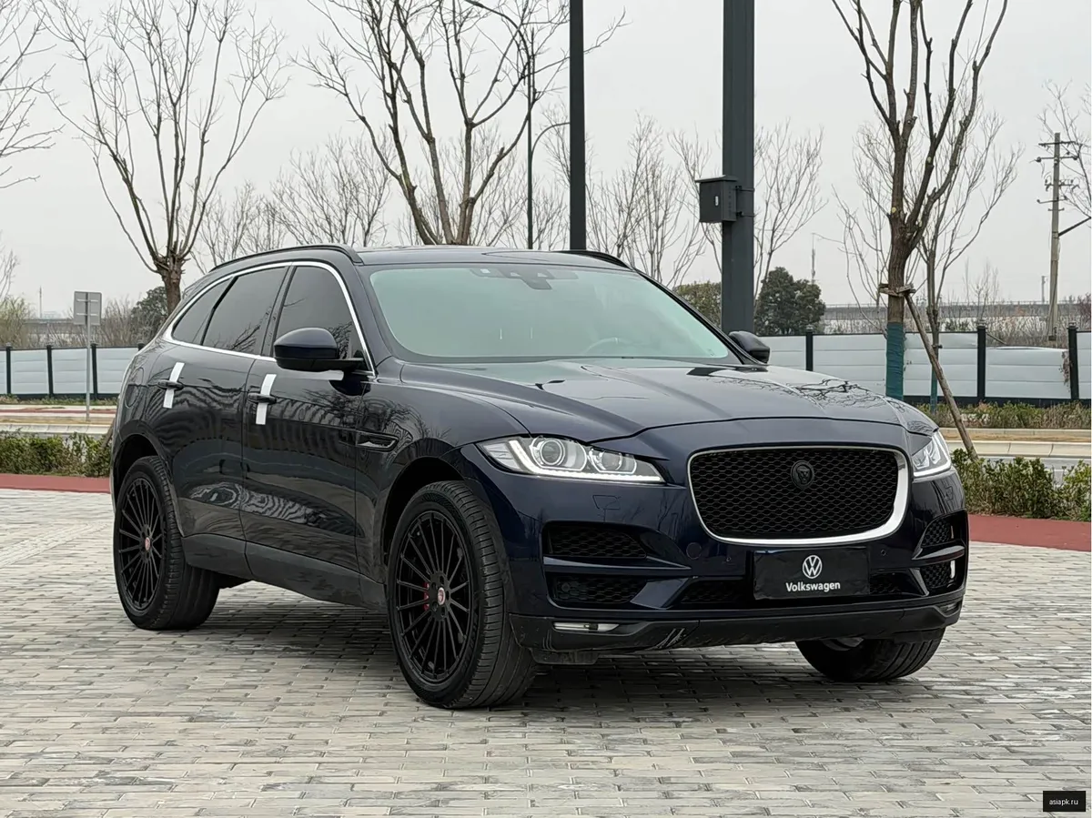 Jaguar F-Pace 3
