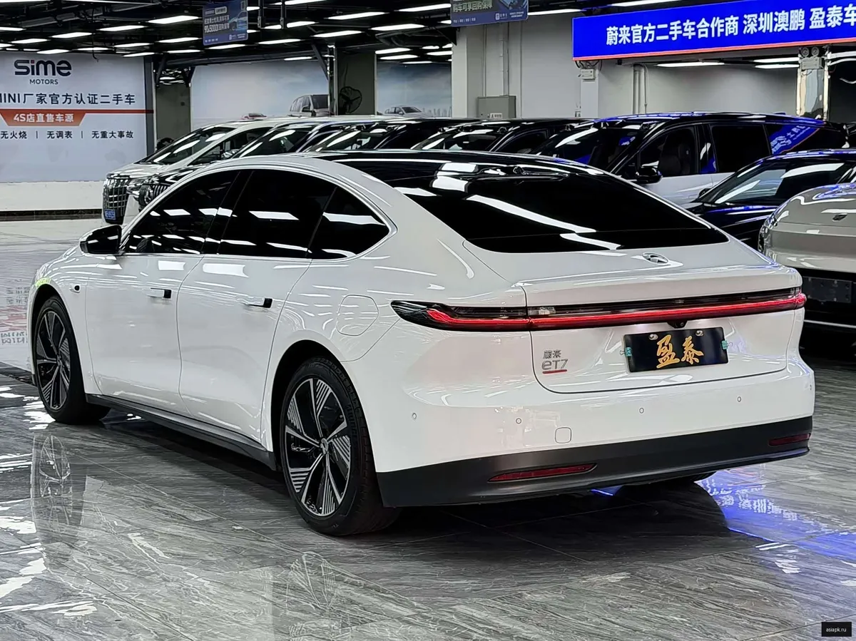 nio ET7 5