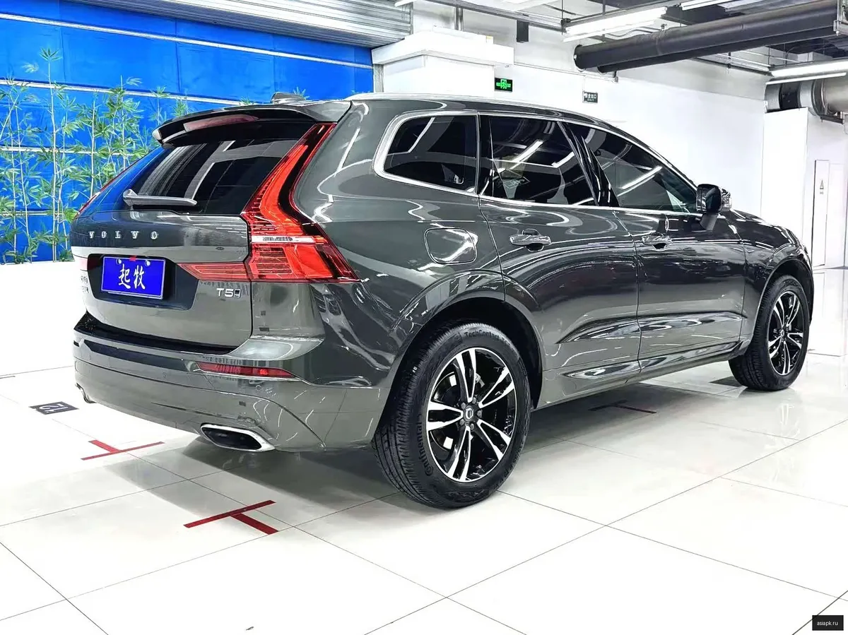Volvo XC60 5