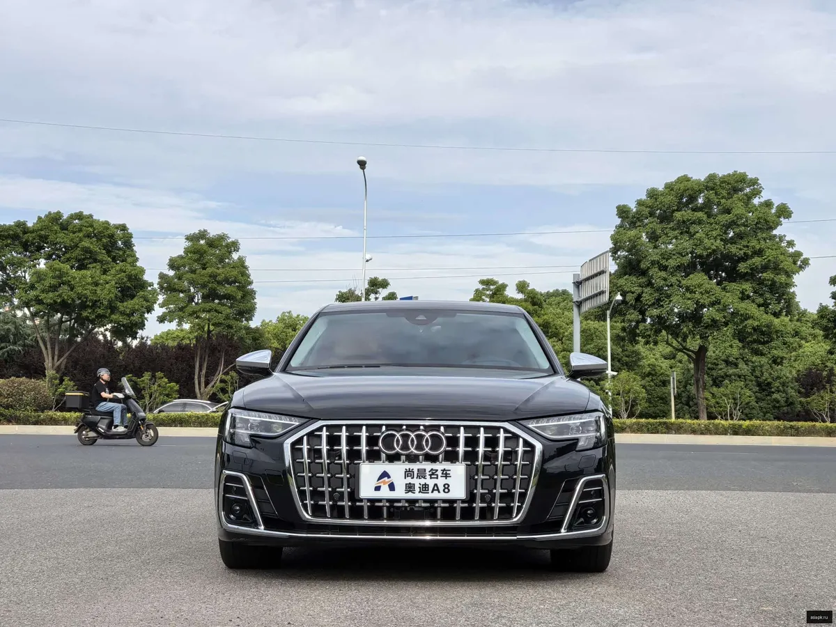 Audi A8 2