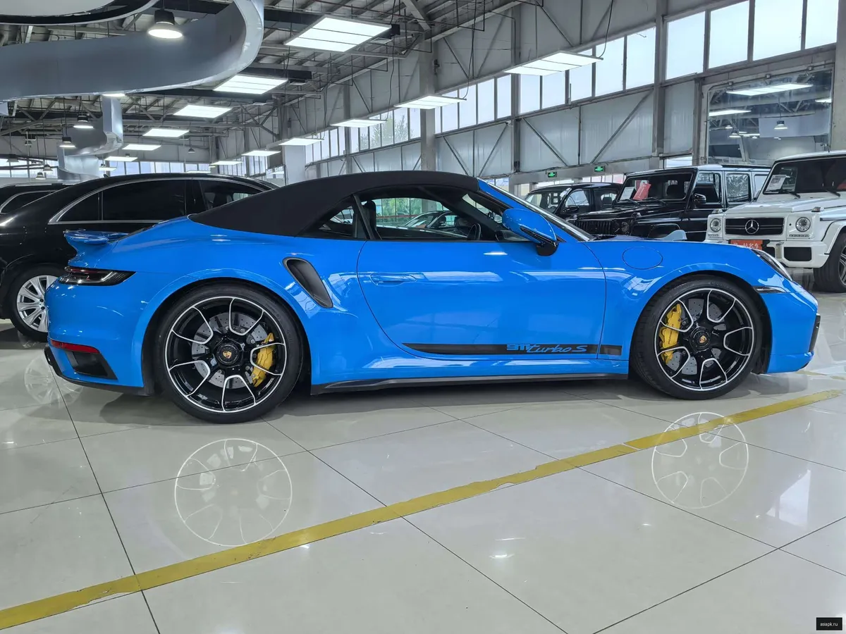 Porsche 911 4