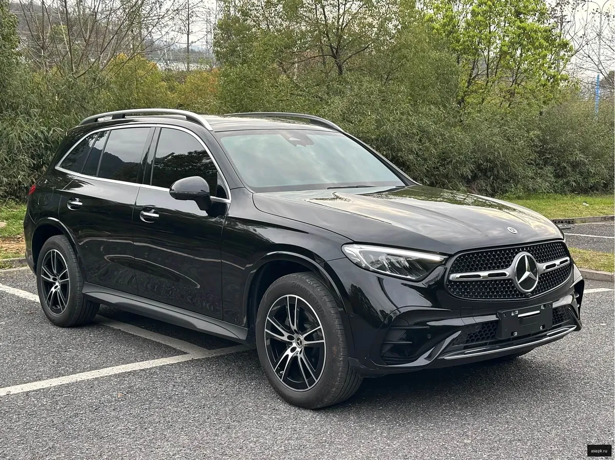 Mercedes-Benz GLC-Class AMG 3