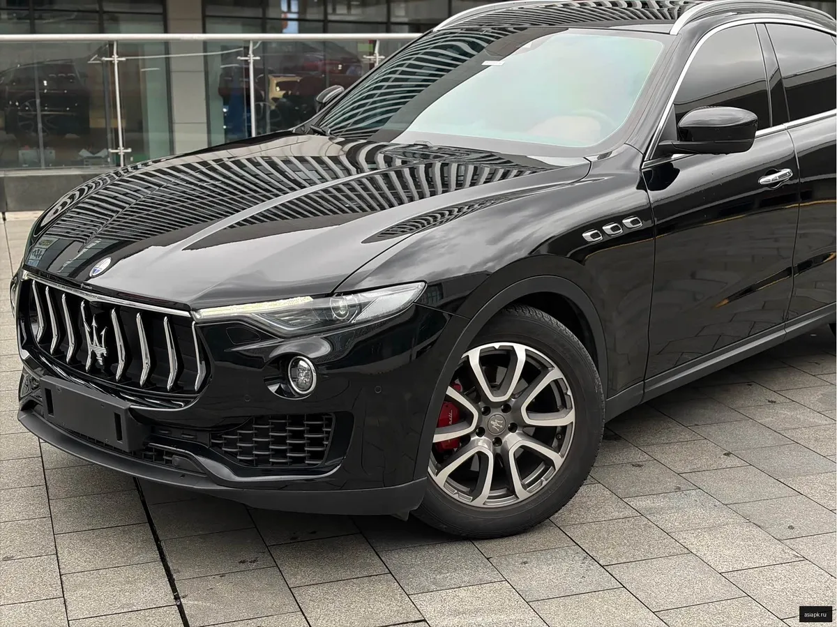 Maserati Levante 4