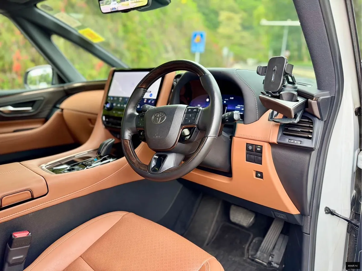 Toyota Vellfire 5